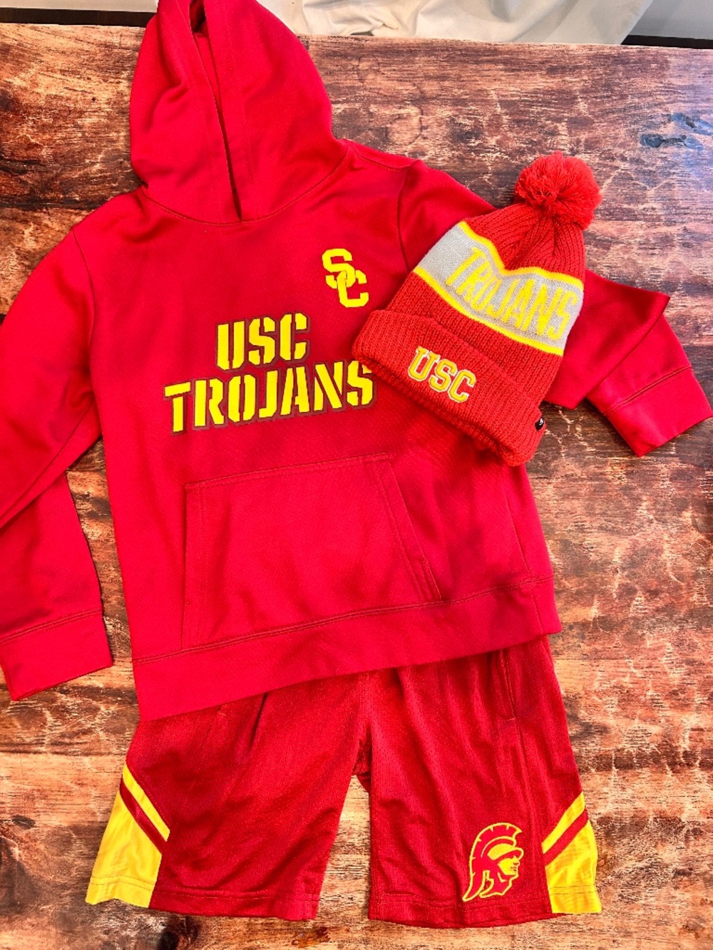 BUNDLE Authentic Boys USC Apparel ✌🏼❤️💛